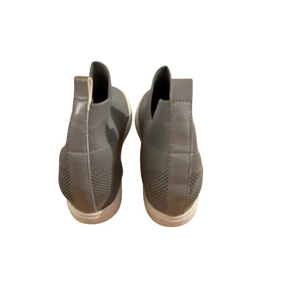 Hoyt Knit Gray Wedge Sneaker Size 8 - Picture 4 of 5